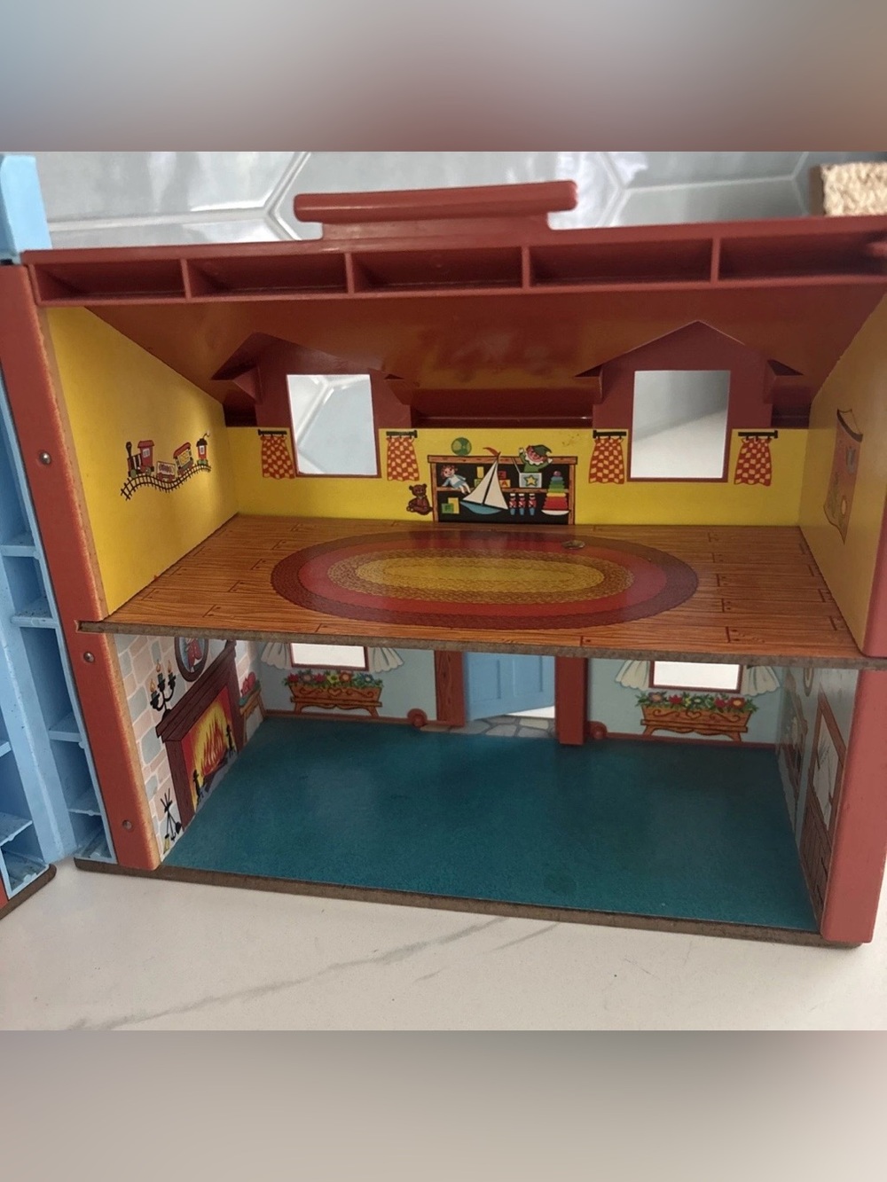 Vintage 1980’s Fisher Price Little People Play Family Tudor House #952 w/7pieces - Picture 8 of 12